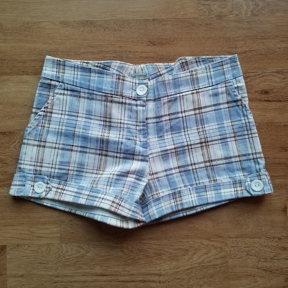 Plaid Short Shorts - Picture 1 of 4